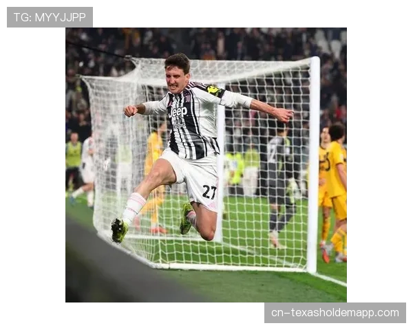 特写镜头：弗拉霍维奇接应直塞球，反越位成功完成纵深单刀